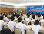 Sinh viên thực tập: Bên trọng bên khinh 